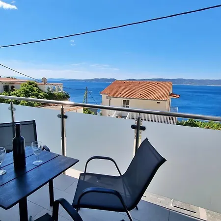 Endless Summer Lägenhet Pisak