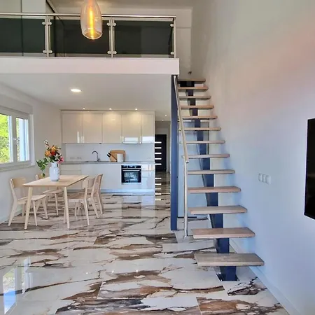 Endless Summer Apartman